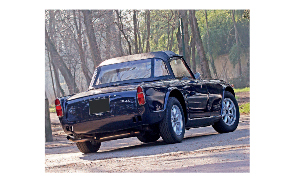 Bandai Tôle 1/20 – Triumph TR4 Bleue – Années 70 – Occasion Sans Boîte